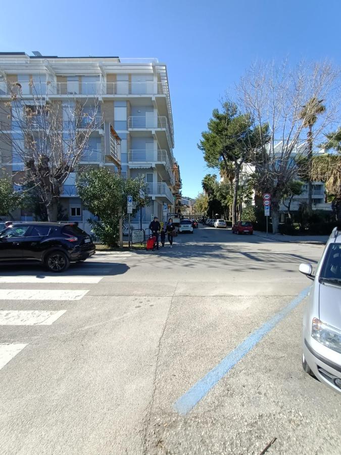 Residenza Topazio San Benedetto del Tronto Kültér fotó