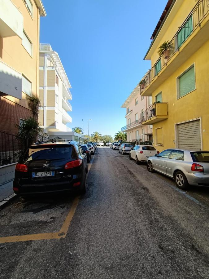Residenza Topazio San Benedetto del Tronto Kültér fotó