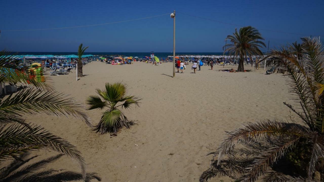 Residenza Topazio San Benedetto del Tronto Kültér fotó